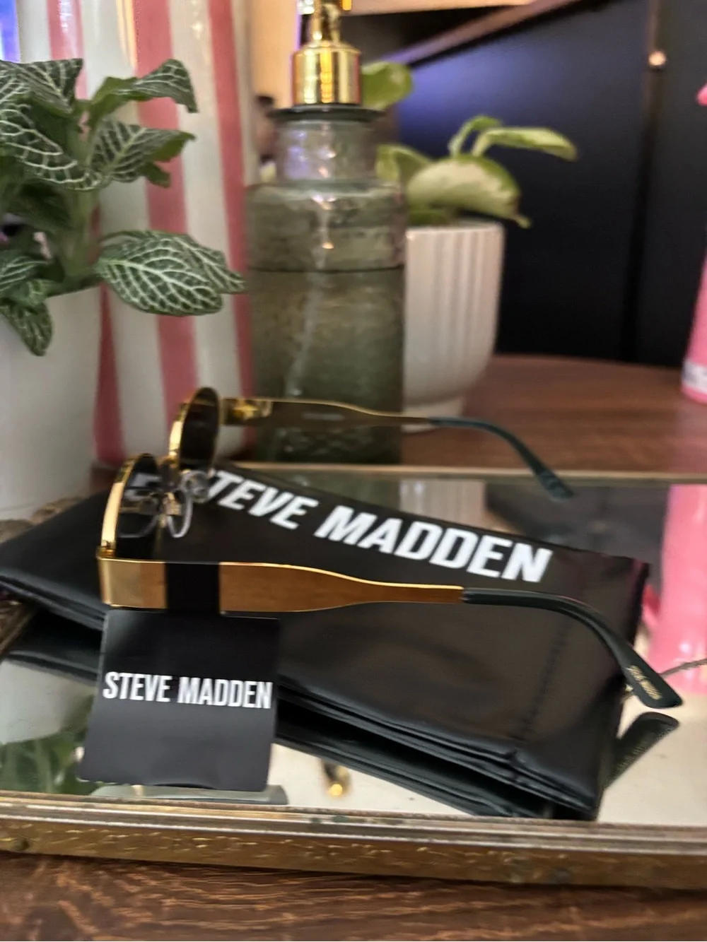 Steve Madden Gold Metal Frame Sunglasses